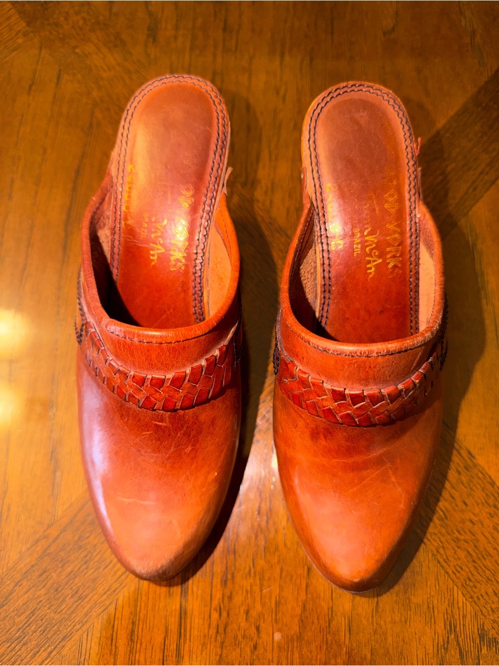 Vintage 70s Thom McAn Woodworks Braided Leather Platform Clogs Mules Wooden sz7